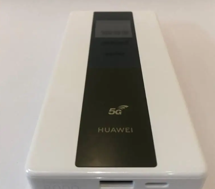 راوتر هواوي 5G برو المتنقل 8000mAh ب800 ريال