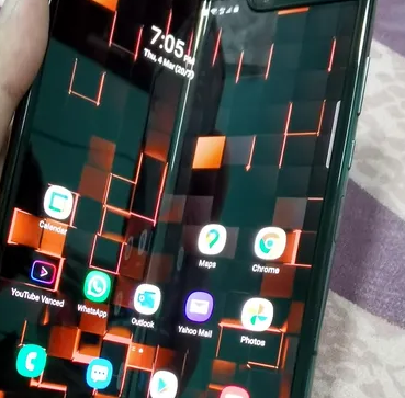 Samsung Fold 1 - Great Condition