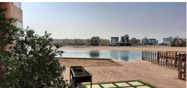 للبيع شاليه في الخيران طريق 278 على البحر مباشرة
للبيع شاليه في الخيران طريق 278 على البحر مباشرة الاستثمار الأفضل بسعر لا يصدق الأرضي صالات وغرفة نوم ومغاسل وحمام ويوجد مصعد الأول ثلاث غرف نوم وحمامي...
