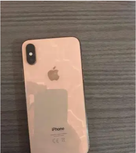 ايفون Xs ٦٤ جيجا