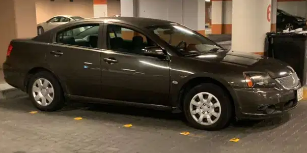 Mitsubishi Galant 2012 Brown