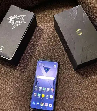 Blackshark 3 5g

Blackshark 3 5g 8/128 complete box accessories no swap exchange fix orice serious buyer only SALMIYA AREA ONLY whatsapp99120847