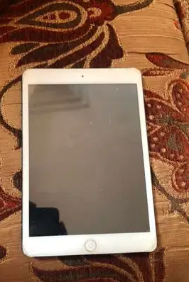 ايباد مينى للبيع