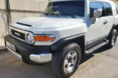 مستعملة تويوتا اف جاي كروزر 5 Door 4.0L Automatic 2010