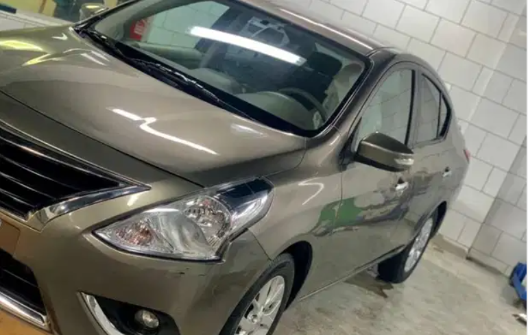 نيسان صنى كسر زيرو
تانى فئه
عداد 49 الف كم
فبريكه بالكامل بحاله الزيرو