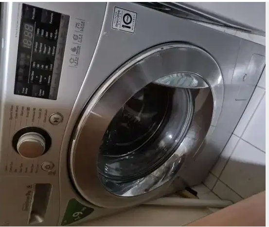 Washer LG 9 Kilo
In great condition rarely used 9 kilo