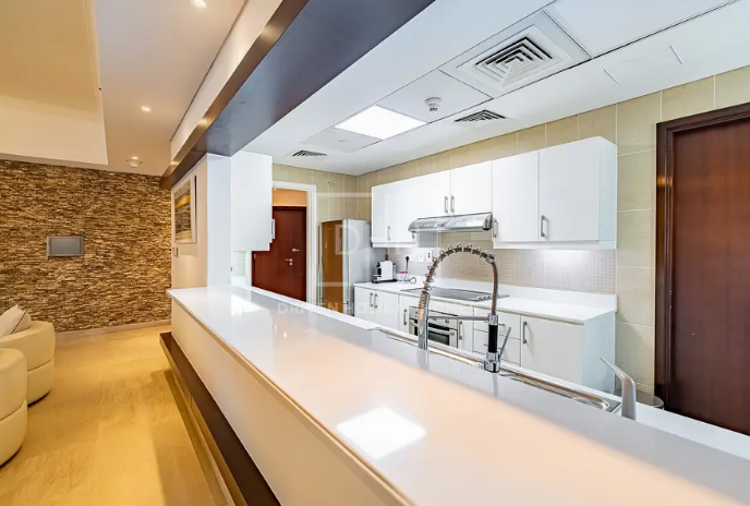 Splendid & Classy | With Partial Marina View
DM-JT-02
DHH is proud to offer this fully furnished 2-bedroom apartment in The Jewels Tower II in Dubai Marina.
Upon entry, you will find the...
