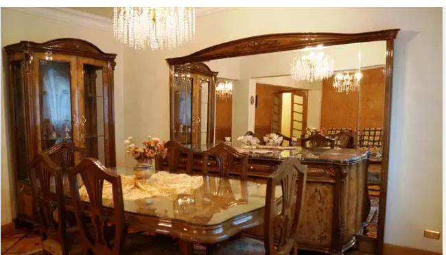 سفره ١٠ كراسي للبيع
سفره ١٠ كراسي خشب تقيل شغل مارتيكليه دمياط +بوفيه + نيش حاله فوق الممتازه