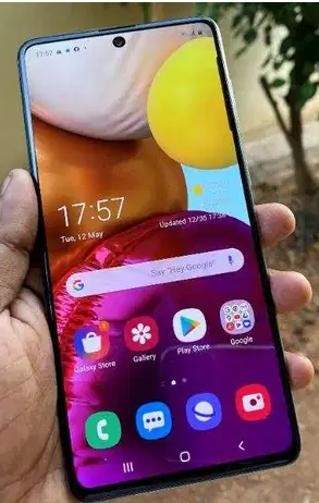 Samsung Galaxy A71 Black
 8gb ram 128gb internal with box charger headphone all origional