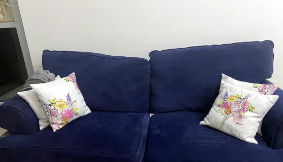 2 and 3 seaters sofas for sale
Navy blue 2 and 3 seaters sofas for sale with coffee table
المدينة : دبي
الحي: دبي لاند
الحالة: مستعمل
السعر: 600درهم