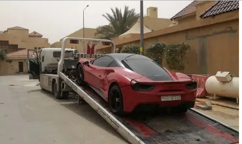 سطحة هيدروليك الرياض
سطحة هيدروليك لنقل السيارات المتعطلة والمغلقة بطريقة الزلاجات والعربات والدبابات داخل وخارج الرياض يتوفر هيدروليك يبدا السعر من 100 ريال