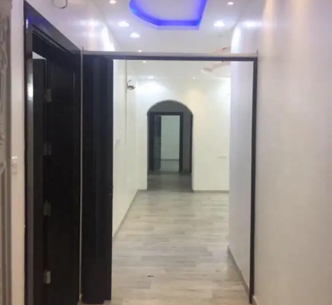 شقه للإيجار الوسام 2
شقة
دور اول
5 غرف واسعه
3 حمامات
غرفة غسيل
خزان كبير
حوش كبير مشترك
الايجار دفعتين
مطلوب عائلة صغيرة
الوسام 2 بجانب استراحه الحزم
