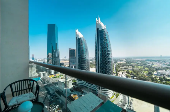 Spectacular ● Great View ● High Floor
Spacious duplex apartment on 21st floor with an incredible panoramic city view, fully furnished and designed with elegance and attention to the details. Located...
