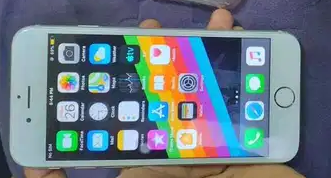 IPhone 6 64 gb
Apple iPhone 6 64 gb ,100 battery health, good condition, just home button problem, no box only cable and mobile