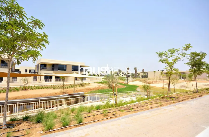 Best Located 4 Bed In Maple 1! Viewable Today

haus &amp; haus is delighted to exclusively offer one of the best located 4 bedroom villas in Maple 1, Dubai Hills Estate. 

With the garden opening out...
