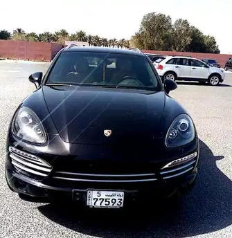 Porsche
Porche Cayenne 2014
83.000 milage
neat car
original paint