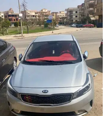 كيا سيراتو ٢٠١٧ خليجي للبيع
 فبريكه من الداخل و الخارج