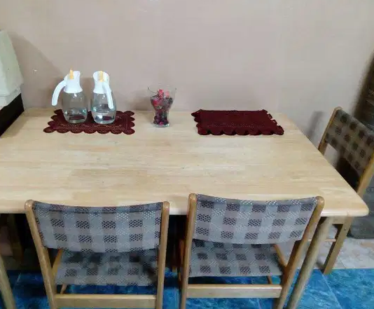 Dining table

Dining table set with 4 chairs
Length - 59 cm
Breadth - 35 cm
Colour - beige