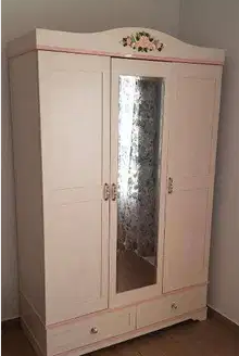 Gardenia 3 Doors Wardrab pink - girls bedroom
This is an excellent condition girls' wardrobe 3 doors Gardenia. Purchased at 156KD and selling at half price. You really bargain this item with thi...