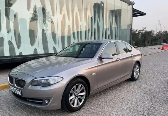 BMW 520 2013

بي ام دبليو 520 موديل ٢٠١٣ عداد ١١٧ الف صبغ ٣ قطع بصمه كاميرا خلفيه جلد بيج ستائر جانبية ستاره خلفية2650