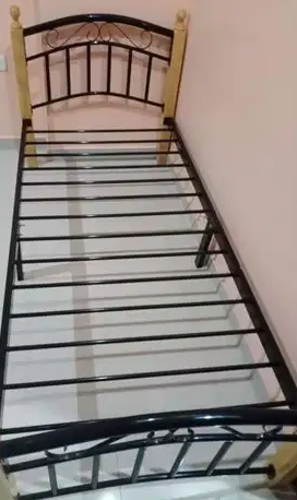 Single Bed with Mattress (200 x 90 CM)

Single Bed with Mattress in good condition size 200 x 90 CM. (Mattress Al Baghli Sponge Co in good condition hardly used). Those who are interested serious buye...