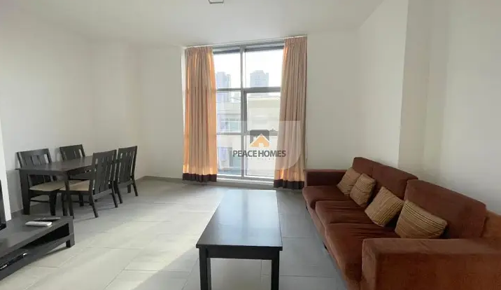READY TO MOVE | FUNCTIONAL SPACE | BEST PRICE | OWN WITH US NOW
SHAMAL WAVES, JUMEIRAH VILLAGE CIRCLE.
Apartment Details:
*Two Bedroom
*Three Bathroom
*Spacious
*Ready To Move
Situated in the hear...