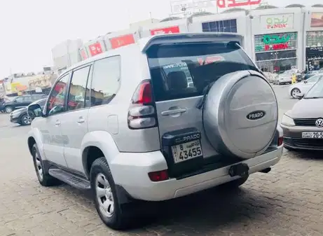 Prado 2003 v6

Prado for sale
Model 2003 V6
Silver color
Driven 314000km
Good condition family used suv
Engine gear chase ac all good
Price : 1650kd
Contact:50237284