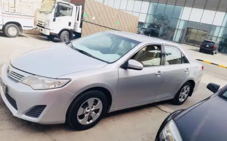 Camry 2012 GL 4sale
Model 2012 GL
Silver color
Good condition family used
Price : 1450kd
Contact:50237284