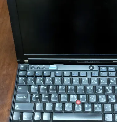 lenovo thinkpad

corei5,4GB RAM,300GBHDD
