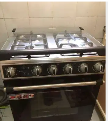 Cooking range, Washing Machine and drawer set with mirror
Cooking range, Washing Machine and drawer set with mirror for sale..For all 3 total 105 KD
