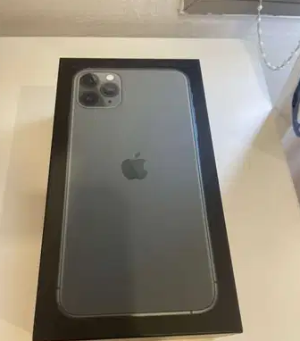Iphone 11 pro max 64 gb color green
ايفون 11 برو ماكس 64 جيجا اللون اخضر
كامل اغراضه مع الكرتون اصلي نظيف جدا جدا