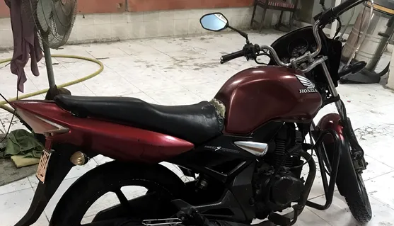 honda 150cc 2014 very good condition

Very good condition
