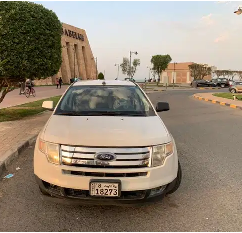 For Edge 2010


112,000 KM.
Sensor Park.
Electric Seats.
Auto Light LED.
Cruise Control.
Doors Lock with passwords.
Excellent air conditioner.
Without accidents.
Very clean.
All consumable parts have...