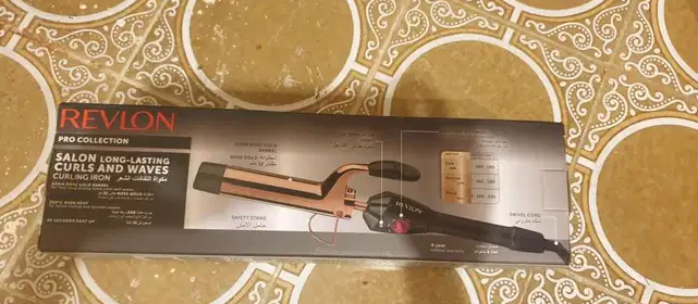 Revlon curls and waves
In good condition golden colur used 1 time