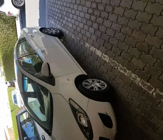 مازدا2
مازدا 2ابيض نظيف جدا