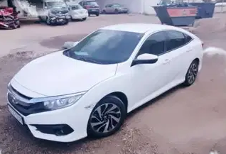 Honda
I.want sela my car vdry neet and calen