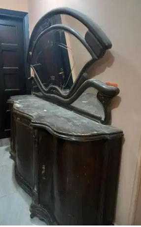 بوفيه ٤درفة و درجين