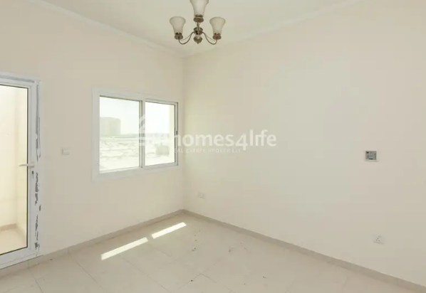 Sale|Sale|Sale| Only Buyers and No Agent
Vacant at the moment || Available for Viewing immediately || Built in 2015 ||
Apple-Pie One Bedroom Flat || 1-Bathroom || Low-Floor Apartment with an across-...