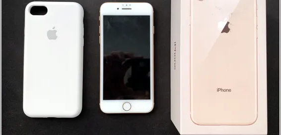 iPhone 8