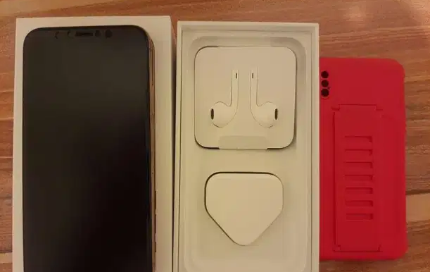 I phone xs 256GB gold