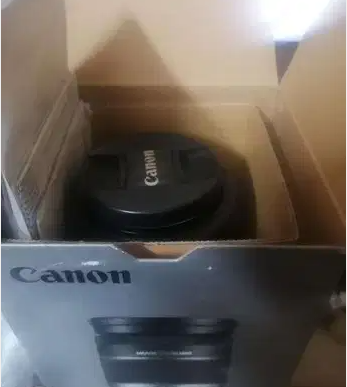 Canon 18-200 lens