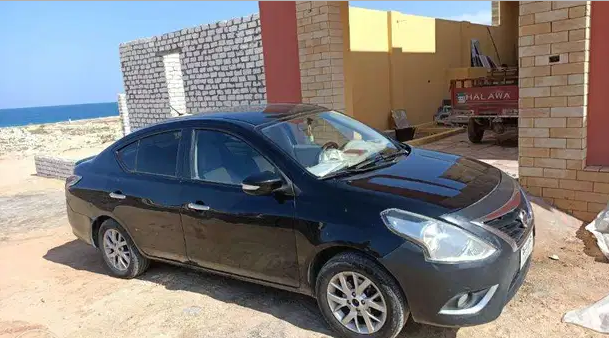 بيع سياره نيسان صنى
 موديل 2016