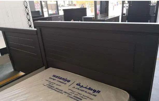 Bedroom for sale
Queen size bed with mattress, drawer and dresser for sale in great condition. 6 months of use only.
