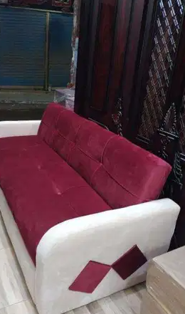 كنبه وسرير وشزلونج وسحارةكنبه سرير 4&times;1
كنبة +سرير +شزلونج +سحارة... خشب موسكي محمل واحد بوصة
قماش فانسيا هامر مستورد
سفنج مضغوط كثافه ٣٣
مقاس الكنبه ٢٢٠&times;٦٠
سراير ١١٠&times;٢٢٠