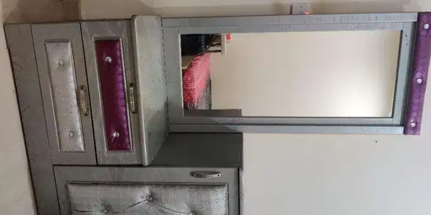 Used Wardrobe, Dressing table &amp; Oil Heater- Immediate Sale