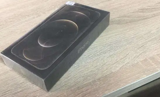 Iphone 12 pro max خط 256GB متبرشم