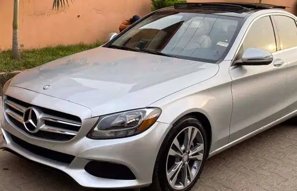 Mercedes Benz

selling my Mercedes Benz C300 2016 model with cream leather interior. Loaded with panoramic roof and everything still like new, front and back camera with navigation system. Contact if...