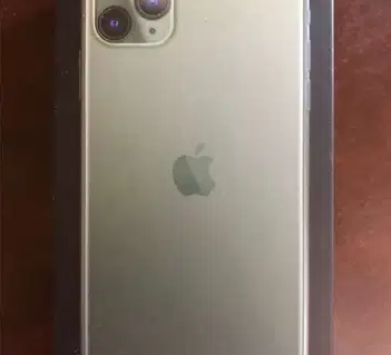 used Iphone 11 pro max dual