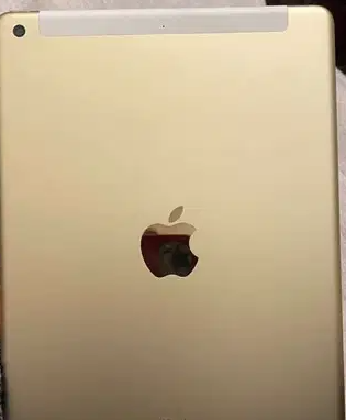 Ipad air 2 ( 5th generation) ( cellular + wifi )
Ipad air 2 ( cellular + wifi )
Used in very good condition without any scratches
Capacity 32 GB
Available with original charger, cable and box