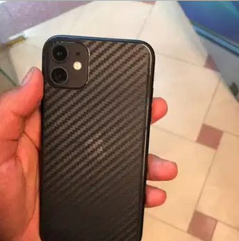 IPhone11 64 GB
تليفون جديد ما فيهوش خربوش بكل مشتملاته استعمال 5 شهور